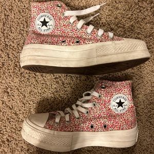 Floral platform converse